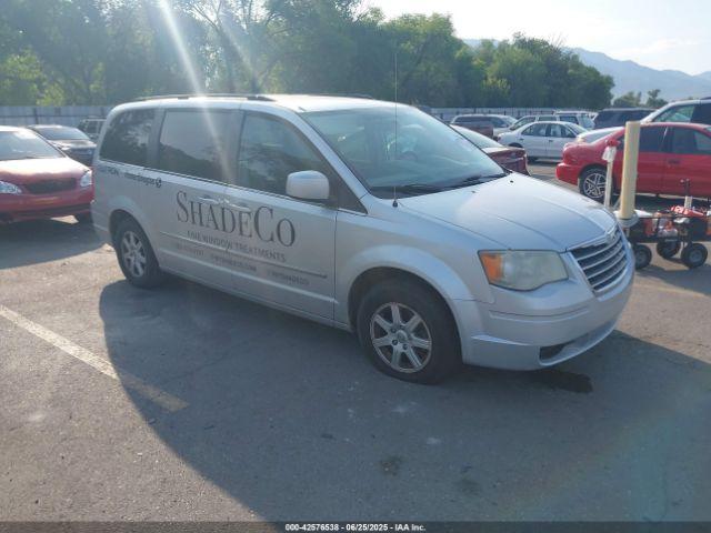  Salvage Chrysler Town & Country