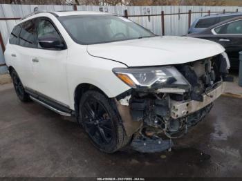  Salvage Nissan Pathfinder