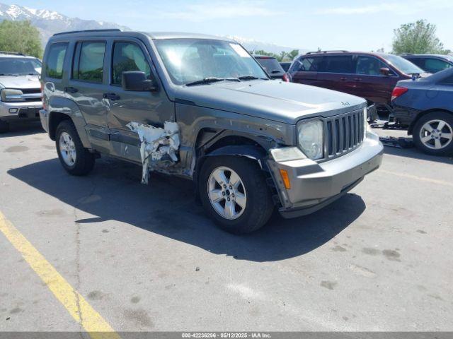  Salvage Jeep Liberty