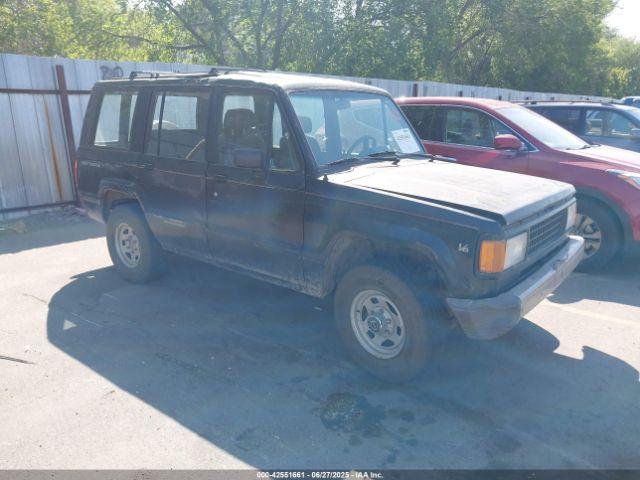  Salvage Isuzu Trooper