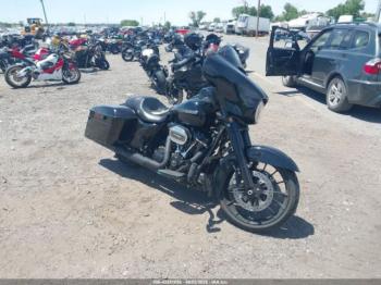  Salvage Harley-Davidson Flhxs