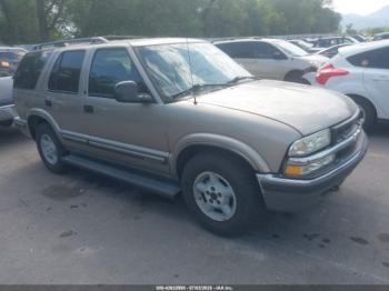  Salvage Chevrolet Blazer
