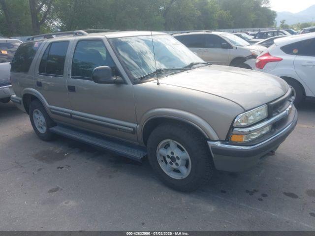  Salvage Chevrolet Blazer