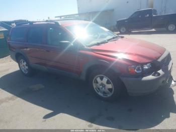  Salvage Volvo XC70