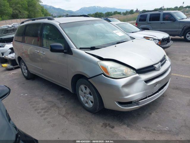  Salvage Toyota Sienna