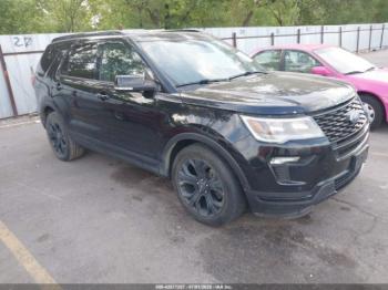  Salvage Ford Explorer