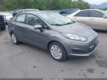  Salvage Ford Fiesta
