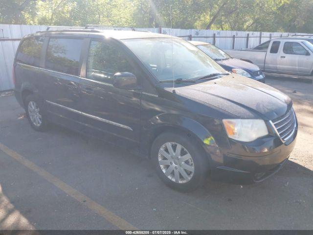  Salvage Chrysler Town & Country