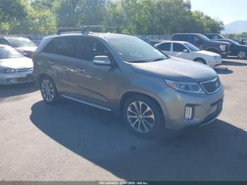  Salvage Kia Sorento