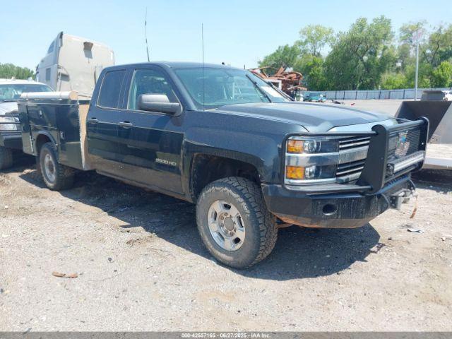 Salvage Chevrolet Silverado 2500