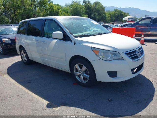  Salvage Volkswagen Routan