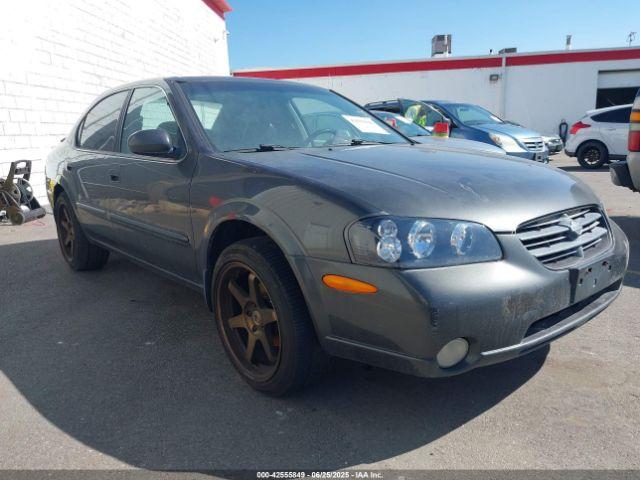  Salvage Nissan Maxima