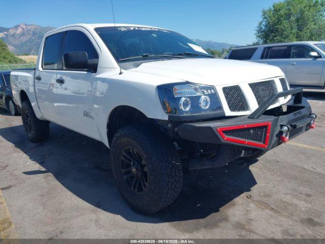 Salvage Nissan Titan