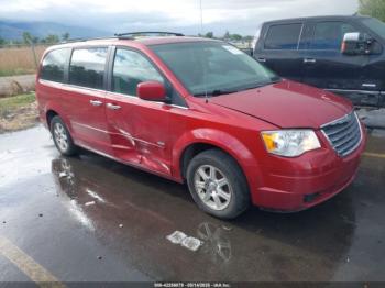  Salvage Chrysler Town & Country