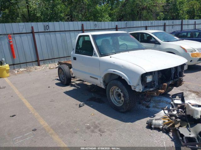  Salvage GMC Sonoma