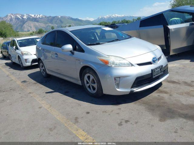  Salvage Toyota Prius
