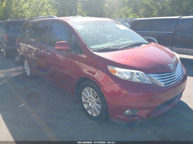  Salvage Toyota Sienna