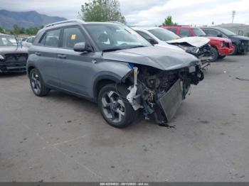  Salvage Hyundai VENUE