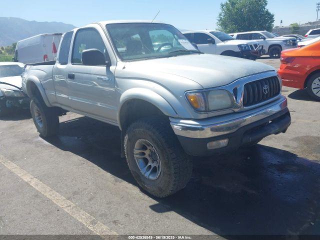  Salvage Toyota Tacoma