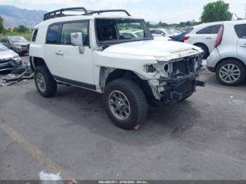  Salvage Toyota FJ Cruiser