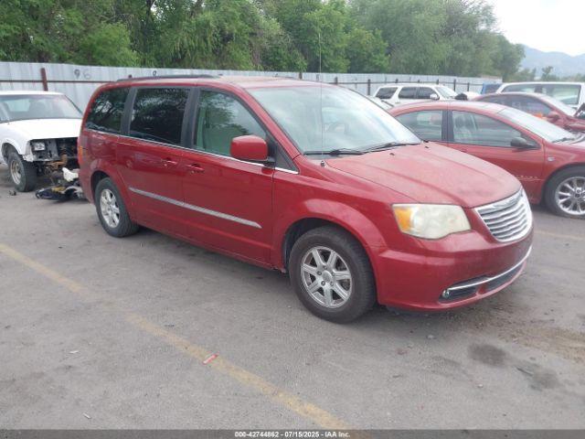  Salvage Chrysler Town & Country
