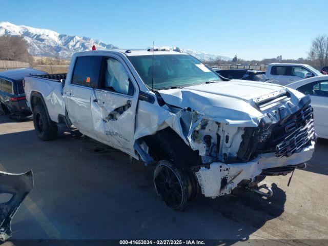  Salvage General Motors Sierra 2500HD
