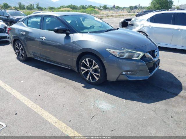  Salvage Nissan Maxima