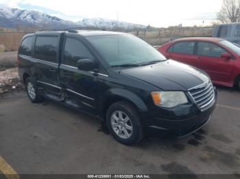  Salvage Chrysler Town & Country