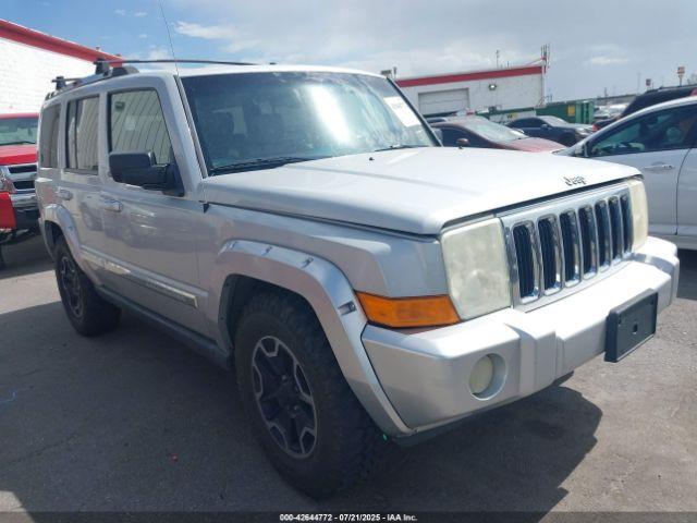  Salvage Jeep Commander