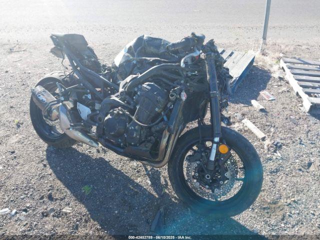  Salvage Kawasaki Zr900
