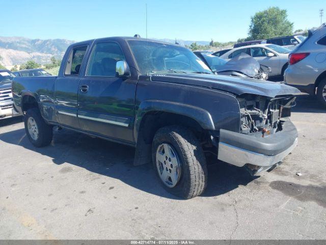  Salvage Chevrolet Silverado 1500
