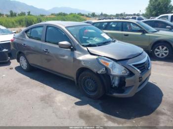  Salvage Nissan Versa