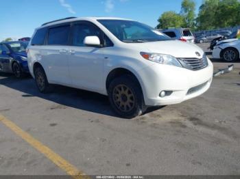  Salvage Toyota Sienna