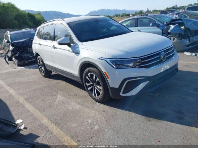  Salvage Volkswagen Tiguan