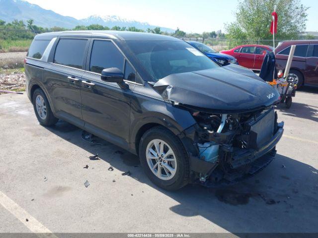  Salvage Kia Carnival