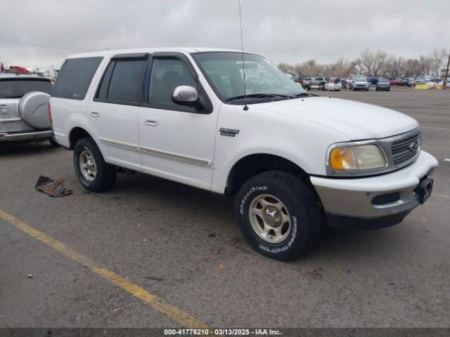  Salvage Ford Expedition