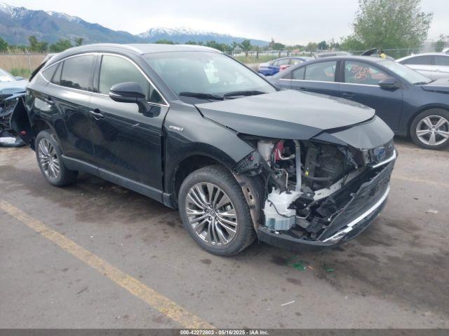  Salvage Toyota Venza