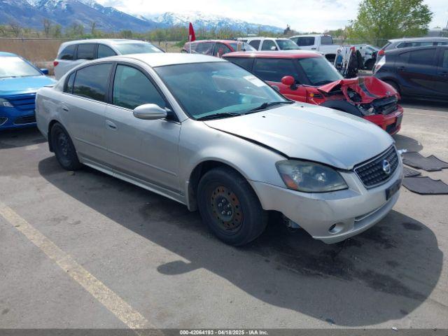  Salvage Nissan Altima