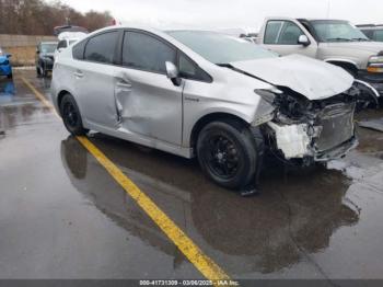  Salvage Toyota Prius