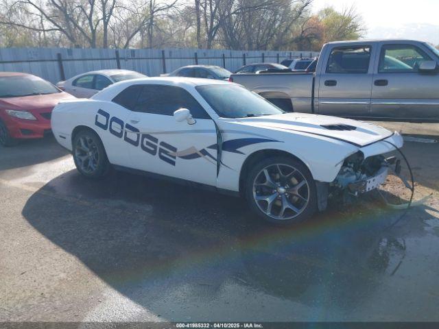  Salvage Dodge Challenger