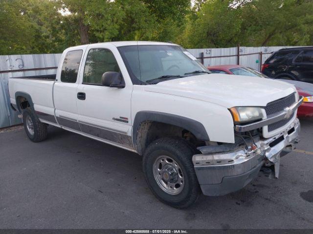  Salvage Chevrolet Silverado 2500