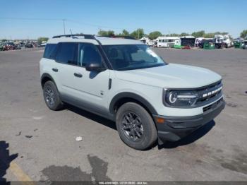  Salvage Ford Bronco