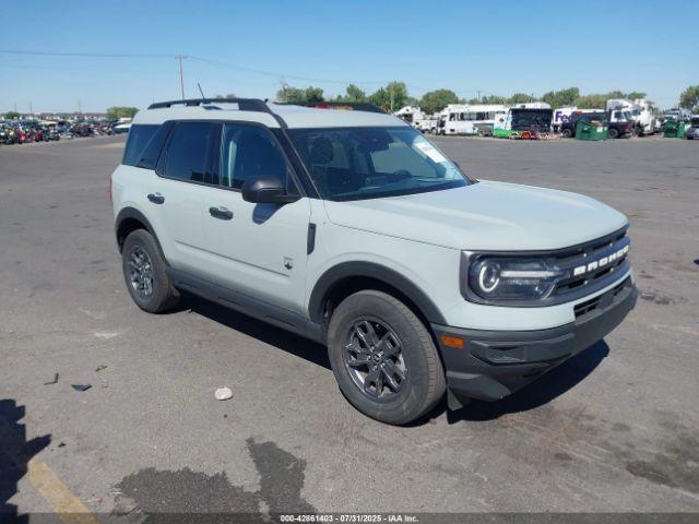  Salvage Ford Bronco