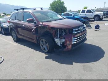  Salvage Toyota Highlander