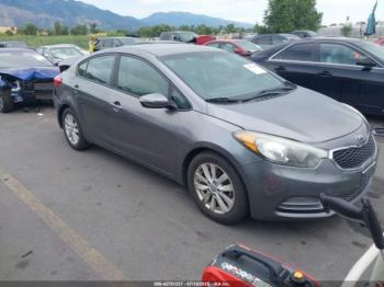  Salvage Kia Forte