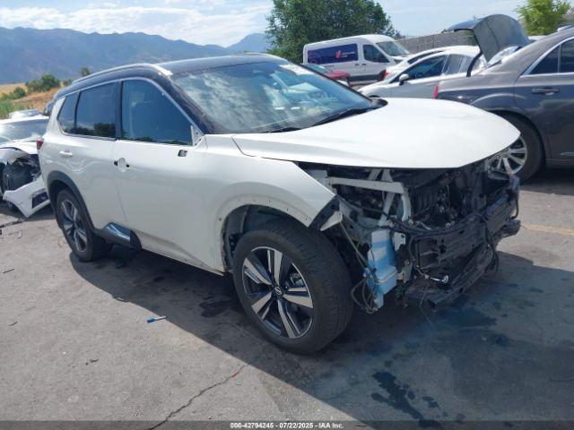  Salvage Nissan Rogue