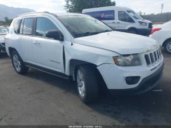  Salvage Jeep Compass