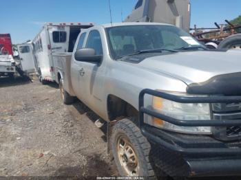  Salvage Chevrolet Silverado 2500