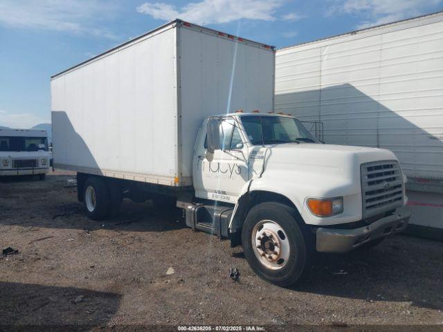  Salvage Ford F-800
