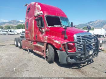  Salvage Freightliner Cascadia 125